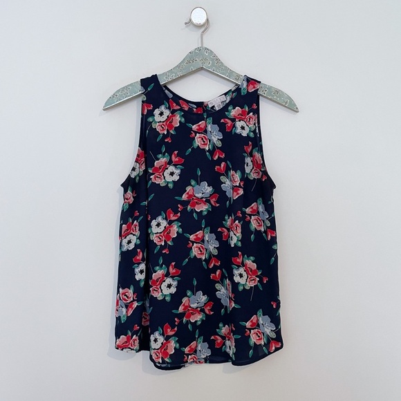 Lila Rose Navy Floral Flowy Tank - Picture 1 of 5